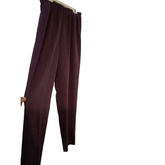 Purple Pull On Pants Alfred Dunner Pockets Straight Leg Textured Soft NWT 10 - Picture 4 of 9